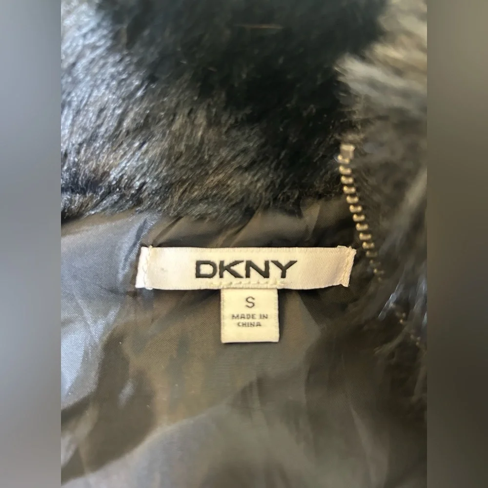 DKNY Girls Faux‎ Fur & Faux Leather Full Zip Biker Style Jacket Black Sz S (7/8)